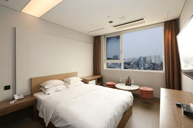 جناح بسريرين منفصلين، Hotel The Designers Hongdae 3/10