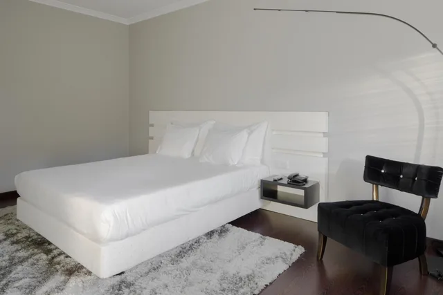 جناح جونيور، Lara Hotel 3/5
