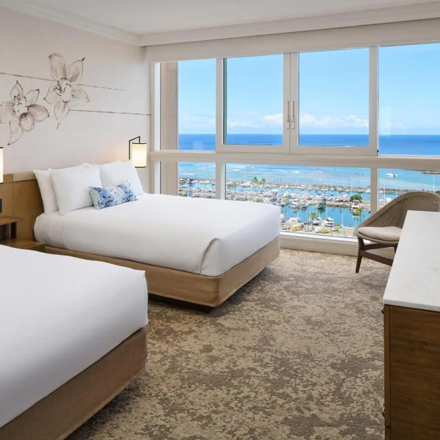 Room, 2 Queen Beds, Ocean Front, Club Floor، Prince Waikiki 1/4