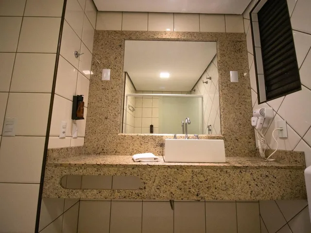 غرفة ثلاثية بسرير مزدوج وسرير فردي، Hotel Continental Inn 9/10