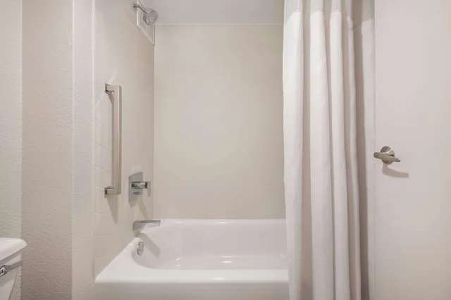 غرفة رباعية بسريرين كوين، Fairfield Inn By Marriott Anaheim Resort 8/10