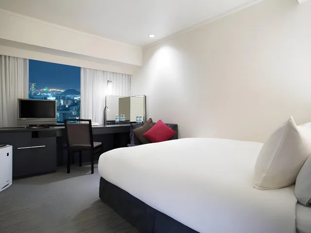 غرفة قياسية بسرير كوين، Hotel Nikko Osaka 1/2