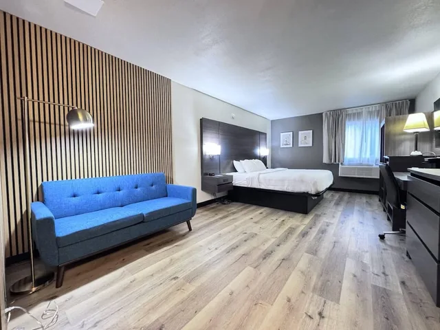 Upgrade, King Bed، Quality Inn Spearfish I-90 2/5