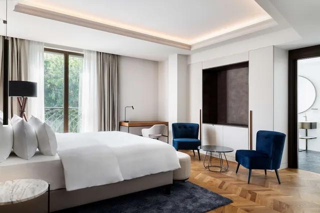 Junior Suite, Twin Beds, Radisson Collection Hotel, Magdalena Plaza Sevilla 1/3