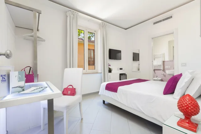 غرفة كلاسيكية بسرير مزدوج، Tasso Suites 2/6