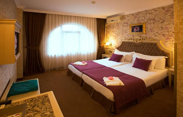 Luxury, Double or Twin Bed, Spa Hotel Rich 2/4