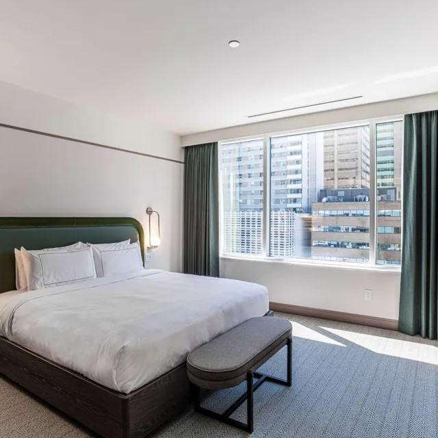 جناح بسرير مزدوج بغرفة نوم واحدة، The Westley Calgary Downtown, Tapestry Collection by Hilton 1/8