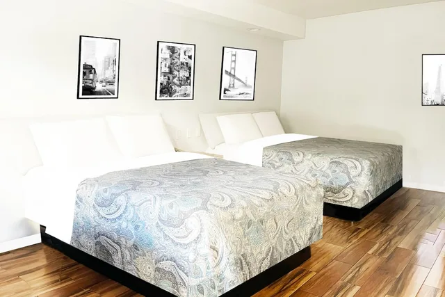 Standard, 2 Queen Beds, Rodeway Inn San Francisco City Center 2/10