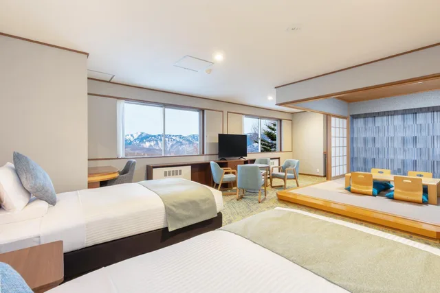 غرفة يابانية غربية، Kusatsu Onsen Hotel Resort 1/1