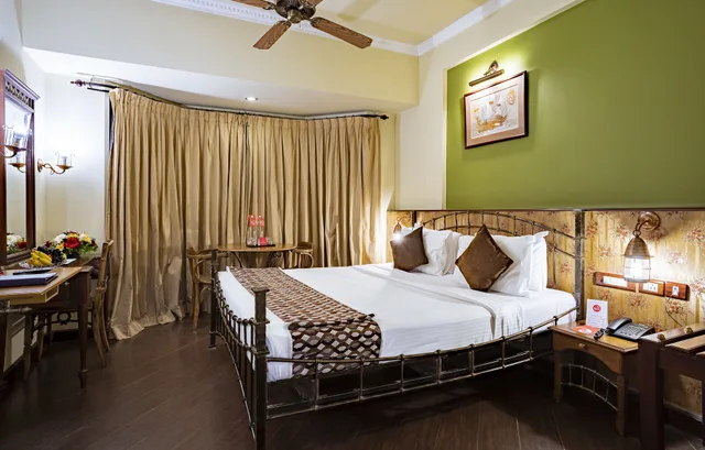 1 Bedroom, Senior, Double Bed، Travancore Court 2/4