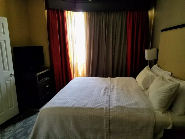 جناح بسرير كينج بغرفة نوم واحدة بمطبخ صغير، Homewood Suites By Hilton Longview 2/5