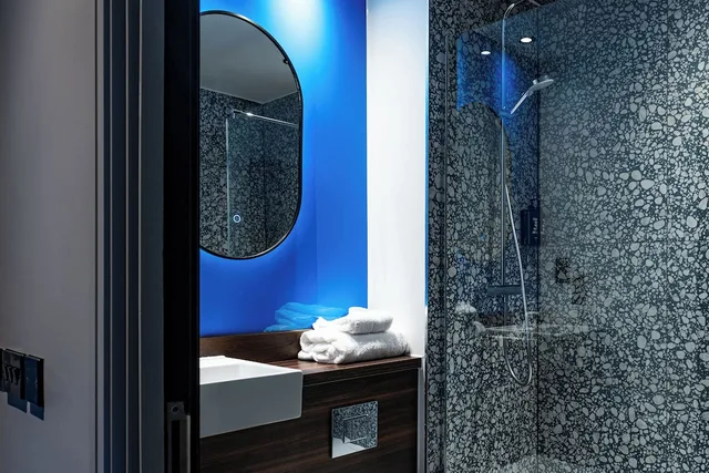 غرفة بسرير كينج، Village Urban Resort Nottingham 9/9