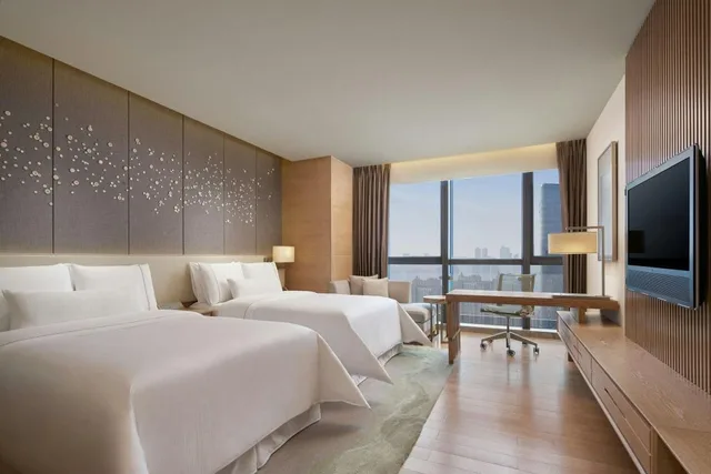 Guest Room, Deluxe, Twin Beds, Skyline View، The Westin Chongqing Liberation Square 3/6