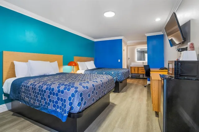 غرفة بسريرين كوين، Signature Inn San Jose 2/7