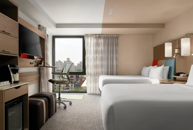 Room, Twin Beds, Accessible, Even Hotel Brooklyn 7/10