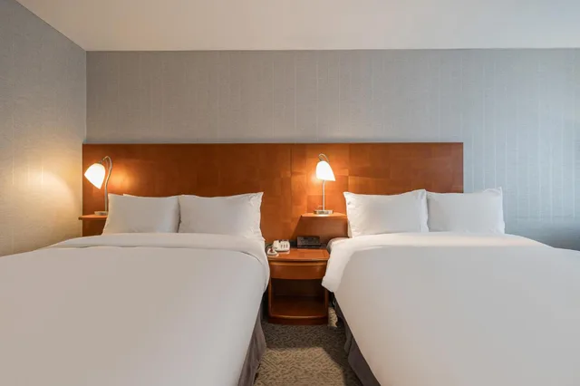 Deluxe, Family, Single, 2 Double Beds، Koreana Hotel 4/10