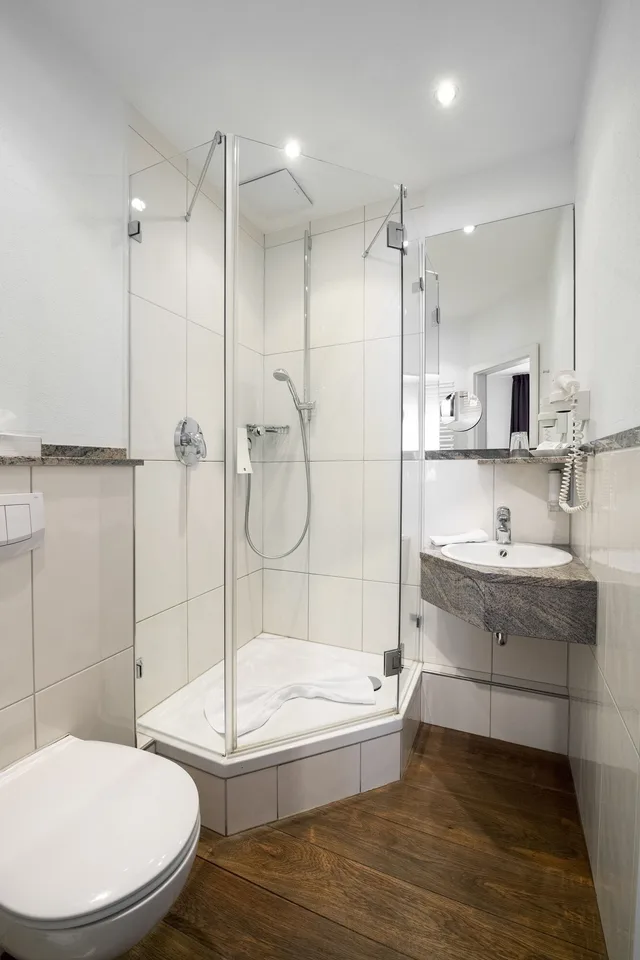 غرفة قياسية بسرير كوين، Landhotel Buller 6/6