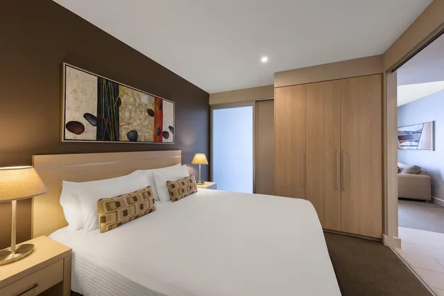 Oaks Glenelg Plaza Pier Suites، أديليد 23/82