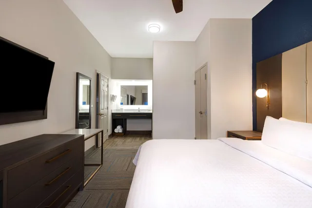 2 Bedrooms, Suite, 1 King or 2 Double Beds, Accessible، Homewood Suites by Hilton Jackson-Ridgeland 1/7