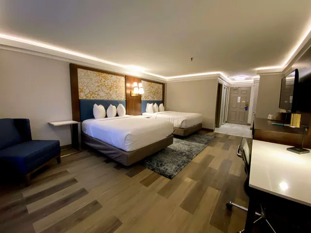 جناح بسريرين كوين، The Westfield Inn, BW Signature Collection 7/10