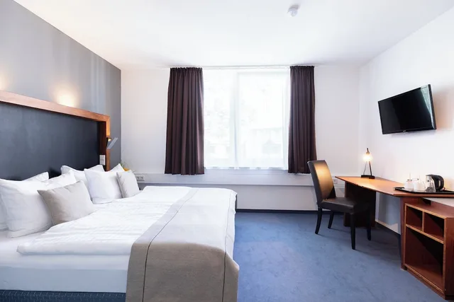 Comfort, Double Bed, Hotel Aviva Neue Messe 1/9
