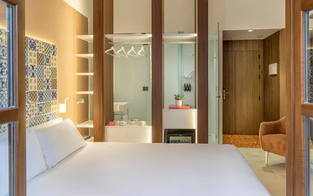 غرفة بسرير مزدوج بإطلالة على المدينة، Axel Hotel Valencia - Adults Only 6/8