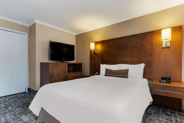 غرفة صغيرة بسرير مزدوج، Best Western Ville Marie Montreal Hotel and Suites 2/3