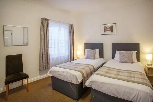 غرفة قياسية صغيرة بسريرين منفصلين، The Buttery Guest House 2/5