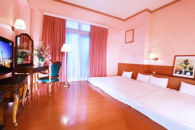 غرفة يابانية بسرير فردي وسريرين مزدوجين، East Commercial Affairs Hotel 2/2