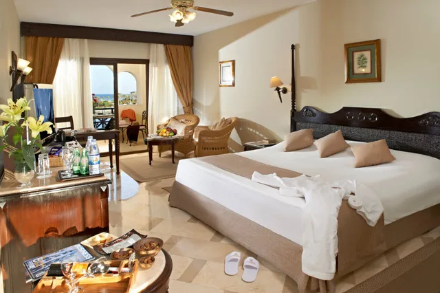 غرفة عائلية بإطلالة على البحر، Steigenberger ALDAU Beach Hotel 3/5