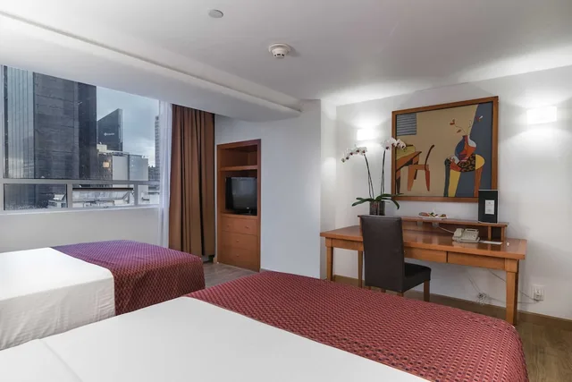 غرفة ثلاثية بسريرين مزدوجين، Eurostars Zona Rosa Suites 3/7