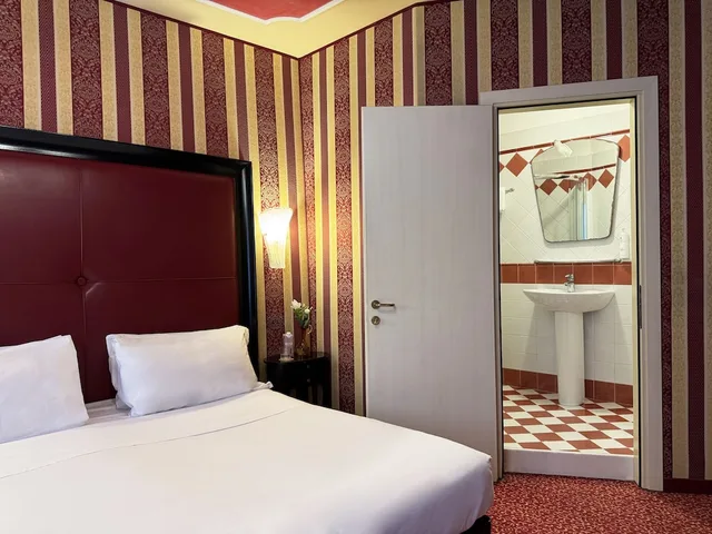 غرفة ثلاثية بسرير مزدوج وسرير فردي، Hotel Alcyone 1/10