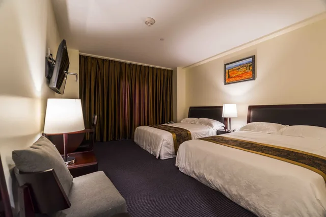 غرفة كلاسيكية بسريرين كوين، John Hotel 5/8