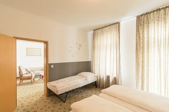 غرفة عائلية بسرير كينج مع أريكة، Hotel Markgraf Leipzig 2/3