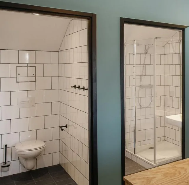 سكن مشترك بسرير فردي للرجال، Eklo Hotels Lille 1/3