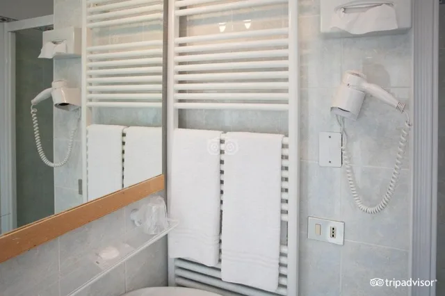 غرفة بسرير مزدوج، Hotel Caprera 6/8