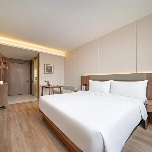 غرفة ديلوكس بسرير مزدوج، Model J Hotel Jakarta Central Park 2/4