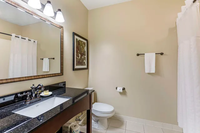 غرفة بسريرين كوين يُسمح فيها بالحيوانات الأليفة، Best Western Plus Dutch Haus Inn And Suites 3/3