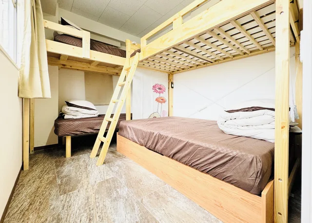 Private, 6 Bunk Beds, 3 Beds, Annex، GUEST HOUSE Bs Five II 1/4