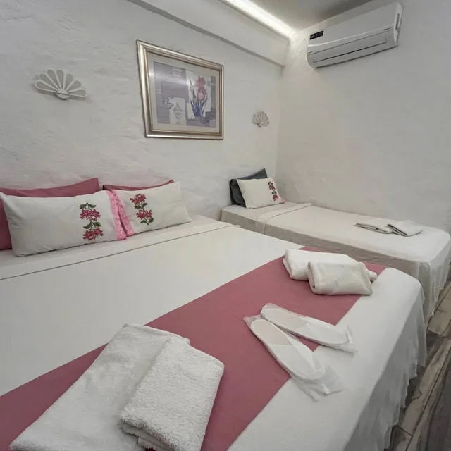 Superior, Triple, Alacati Asmali Konak Hotel 1/10
