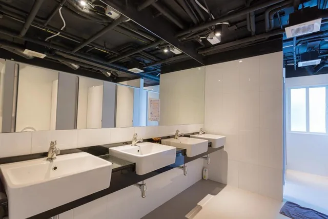 غرفة اقتصادية مفردة بحمام مشترك، Bearpacker Patong Hostel 3/3