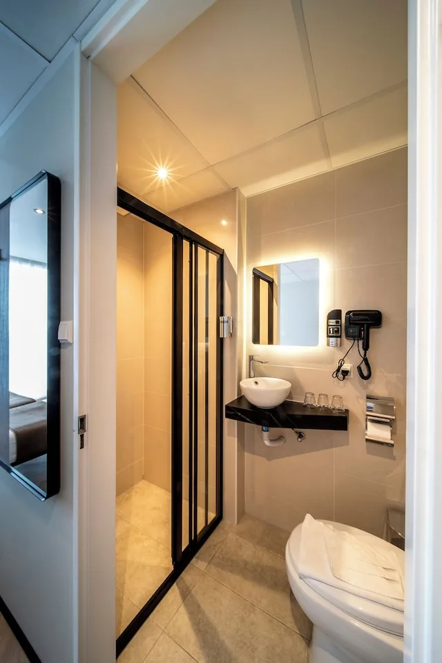 غرفة كومفورت بسريرين منفصلين بغرفة نوم واحدة، Hotel Fogo Amsterdam 5/5