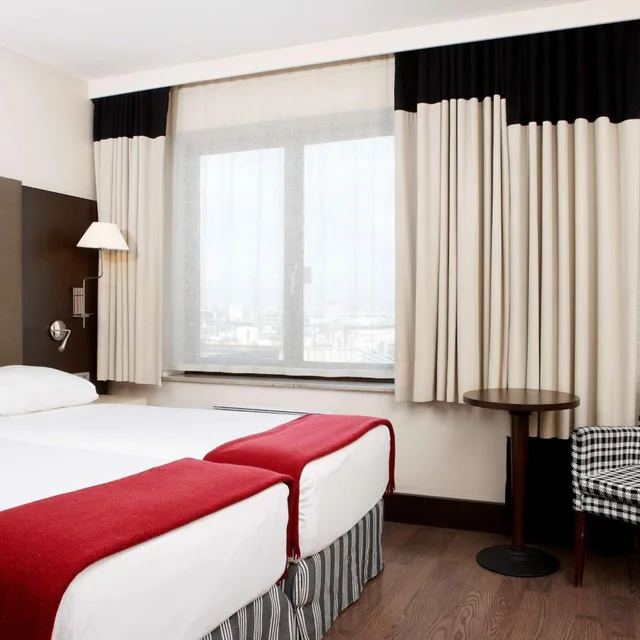 غرفة قياسية بسرير مزدوج أو سريرين منفصلين، Hotel NH Brussels Grand Place Arenberg 2/7