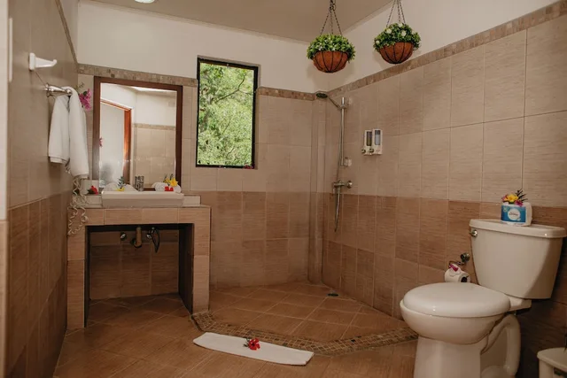 شقة بانورامية بسرير كينج وسريرين كوين وسرير فردي، Hotel Vista Las Islas Spa & Eco Reserva 3/3