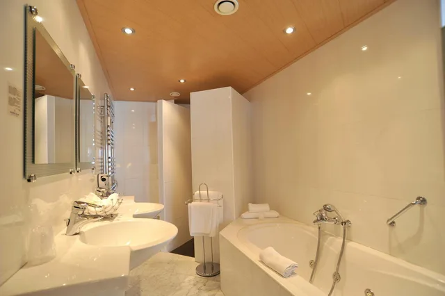 غرفة سوبيريور بسرير كوين، City Hotel Bergen op Zoom 1/2