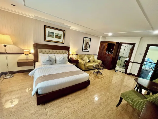 جناح بسرير مزدوج، Central Hotel and Residences 1/4