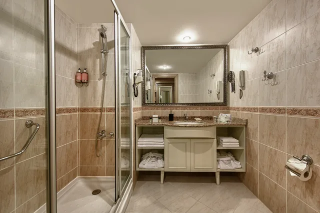 غرفة بسرير مزدوج بإطلالة على البحر، Delphin Deluxe Resort 2/2