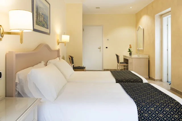 Standard DUS، Sant Alphio Garden Hotel & Spa 7/7