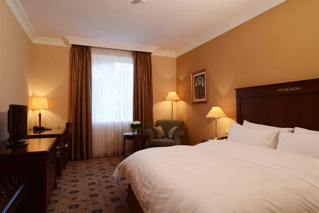 غرفة قياسية مفردة بسرير مزدوج، Lotte City Hotel Tashkent Palace 1/2