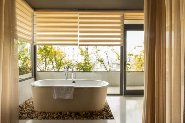جناح سيغنتشر، Cochin Zen Hotel 8/9